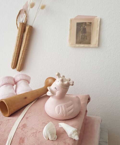 Alternative view of Bambam Rubber Duck Rose