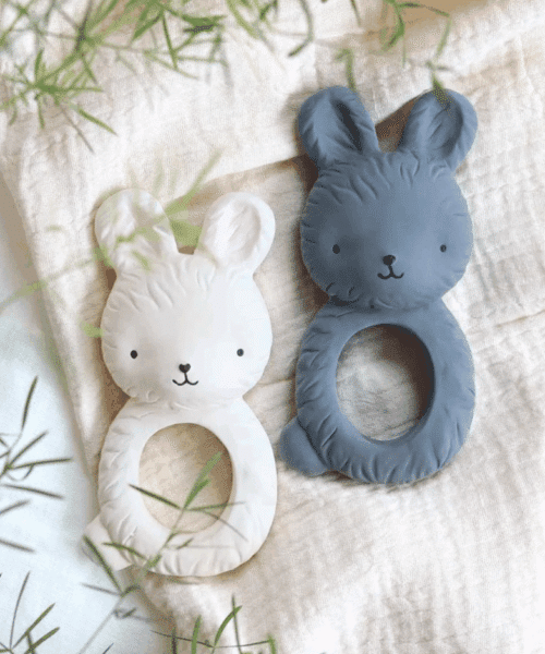 Bijtring: Konijntje - grijsblauw