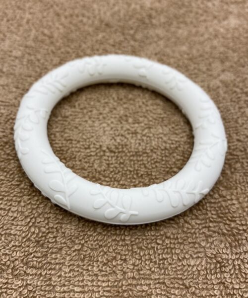 Siliconen bijtring Leaves - Cream