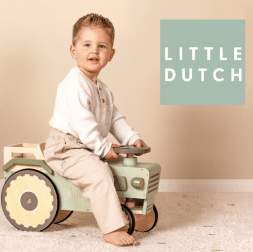 Alternative view of Little dutch looptractor little farm